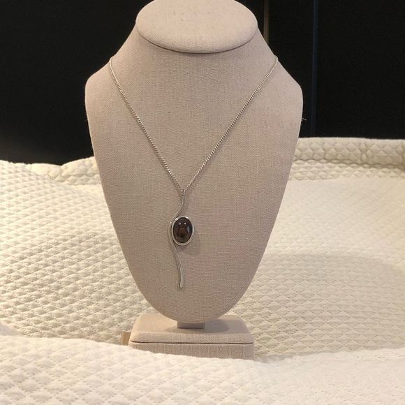 Modern Tiger’s Eye Sterling Silver Necklace and Pendant Delicate Abstract Design - Picture 3 of 3